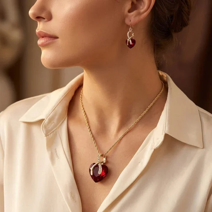 Conjunto de joyas de corazón trenzado de oro y rubí