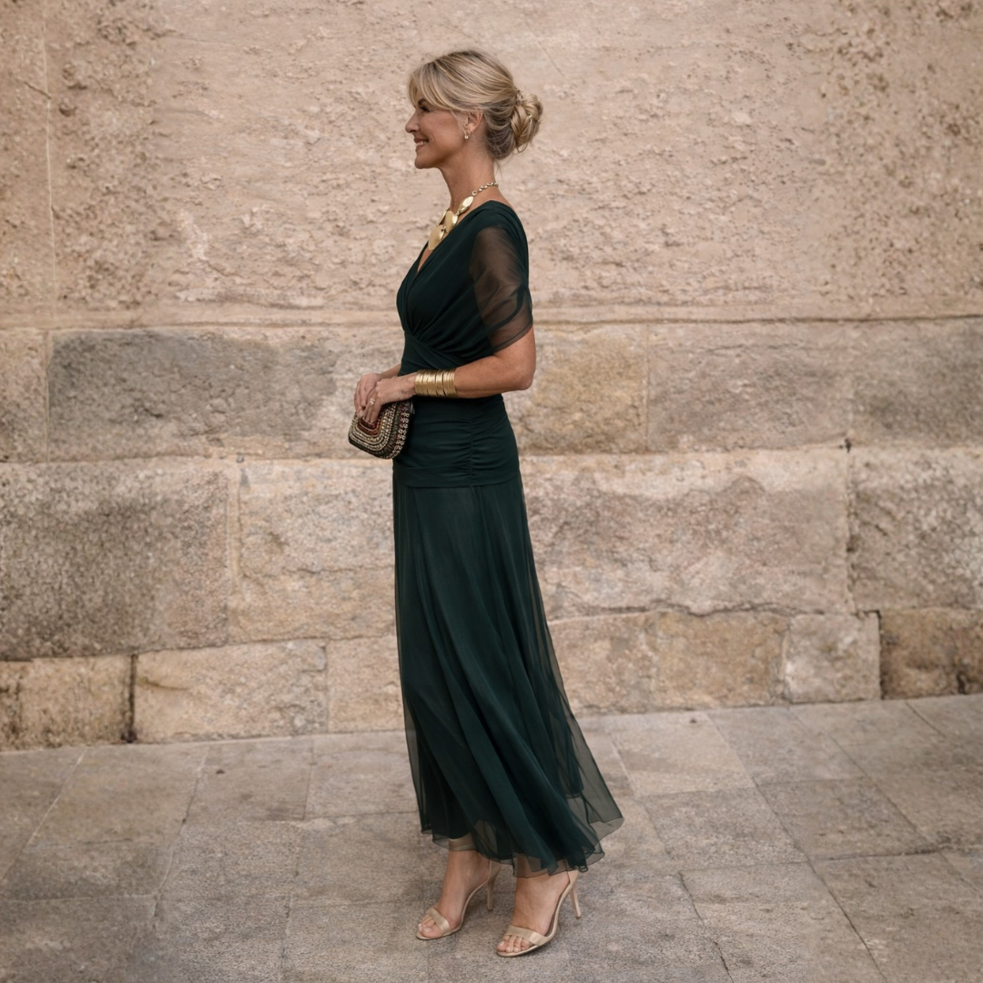 Mikaela | Vestido largo de hombros descubiertos que disimula la tripa