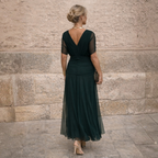 Mikaela | Vestido largo de hombros descubiertos que disimula la tripa