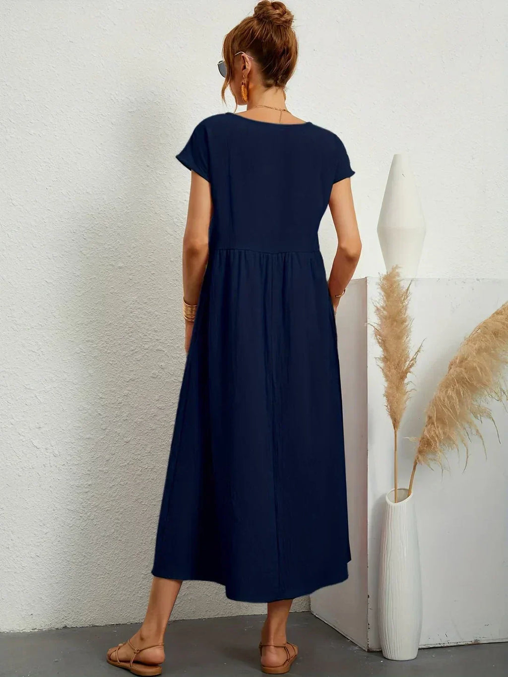 Gabriela | Timeless Flowing Midi Dress