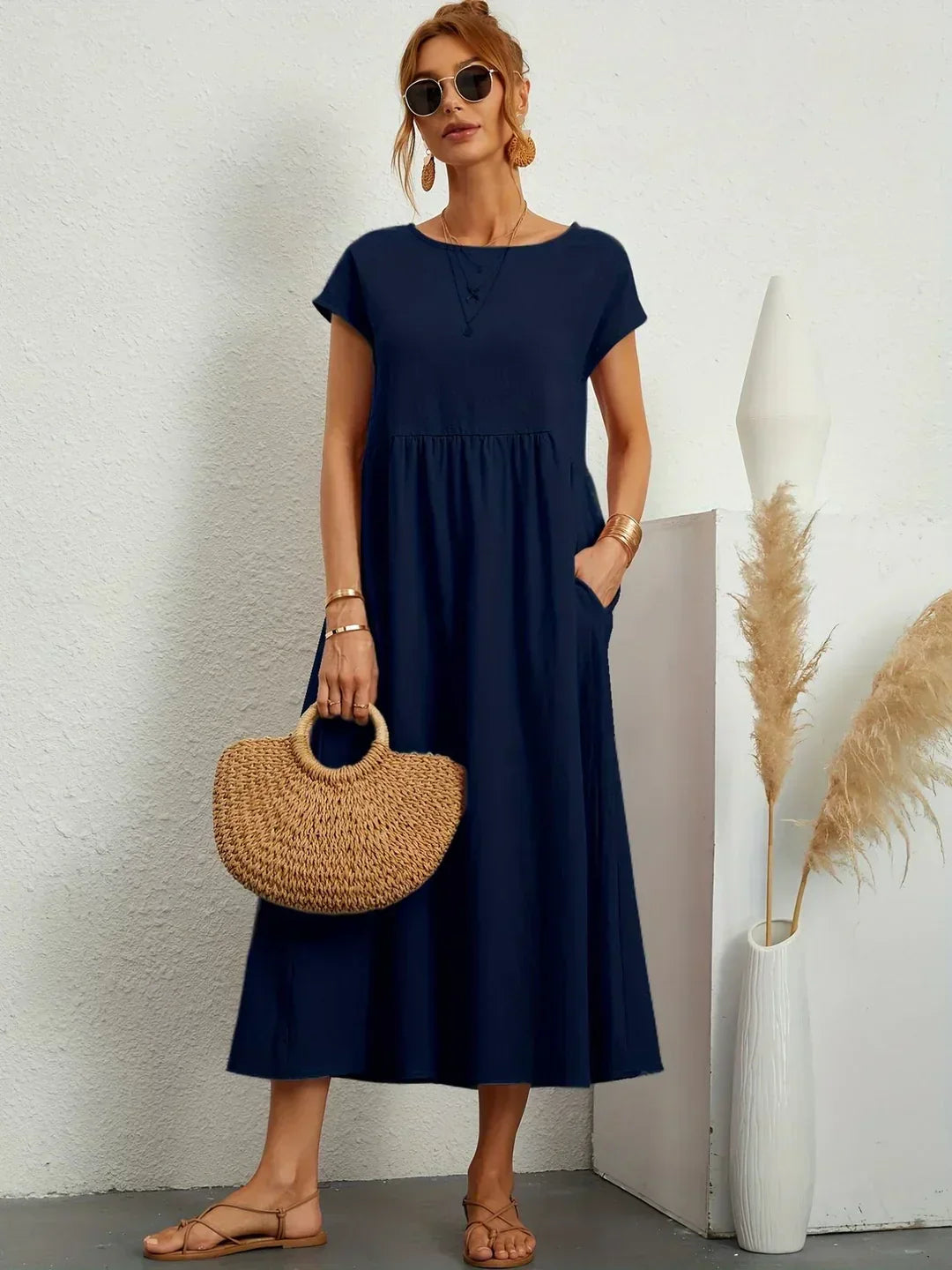 Gabriela | Timeless Flowing Midi Dress