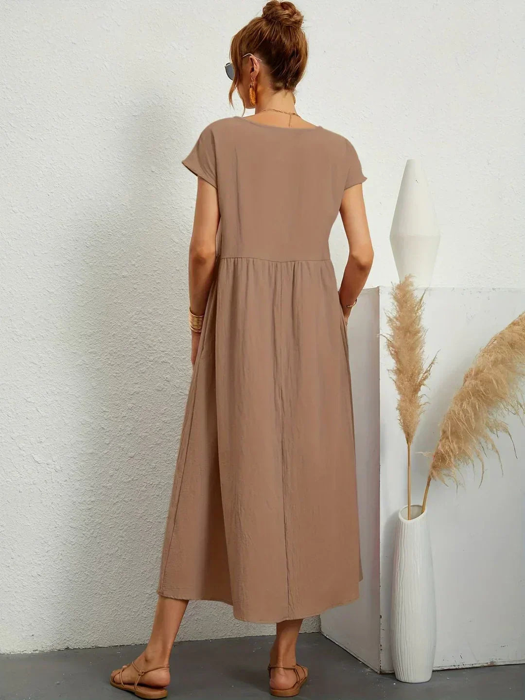 Gabriela | Timeless Flowing Midi Dress