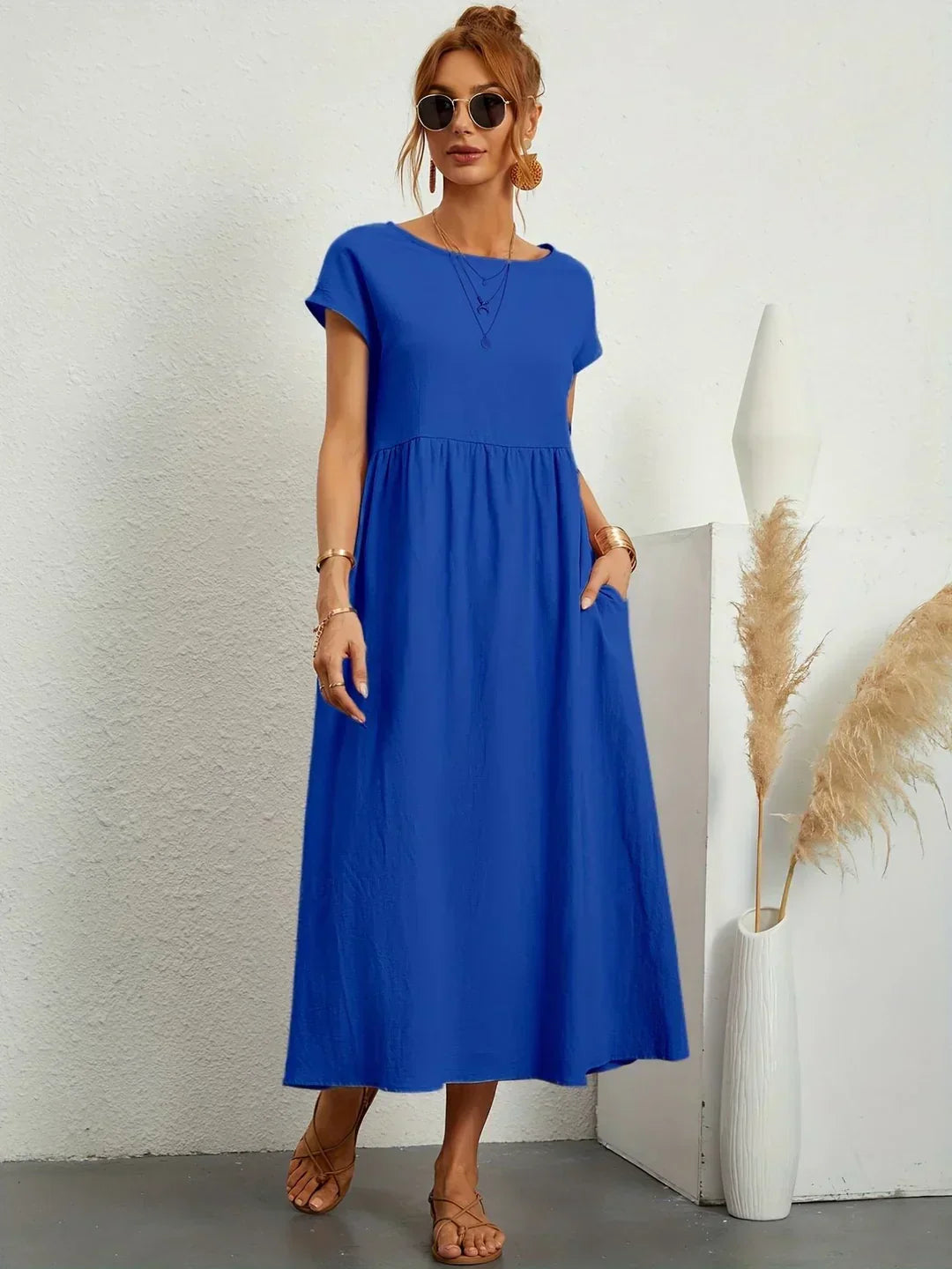 Gabriela | Timeless Flowing Midi Dress