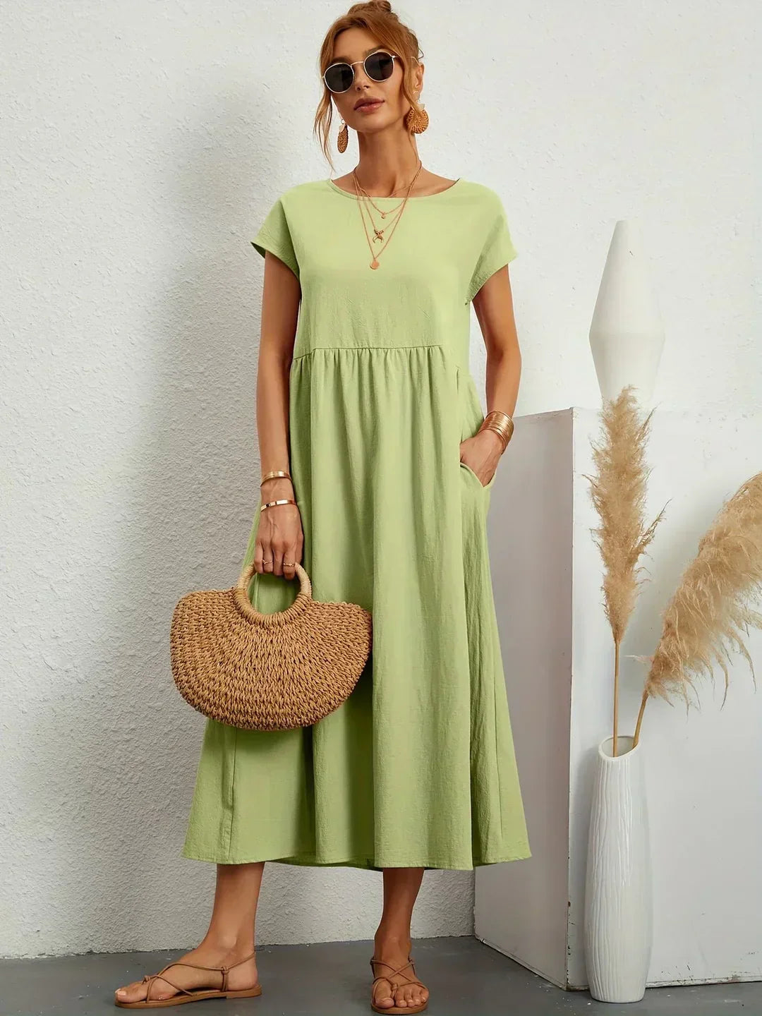 Gabriela | Timeless Flowing Midi Dress