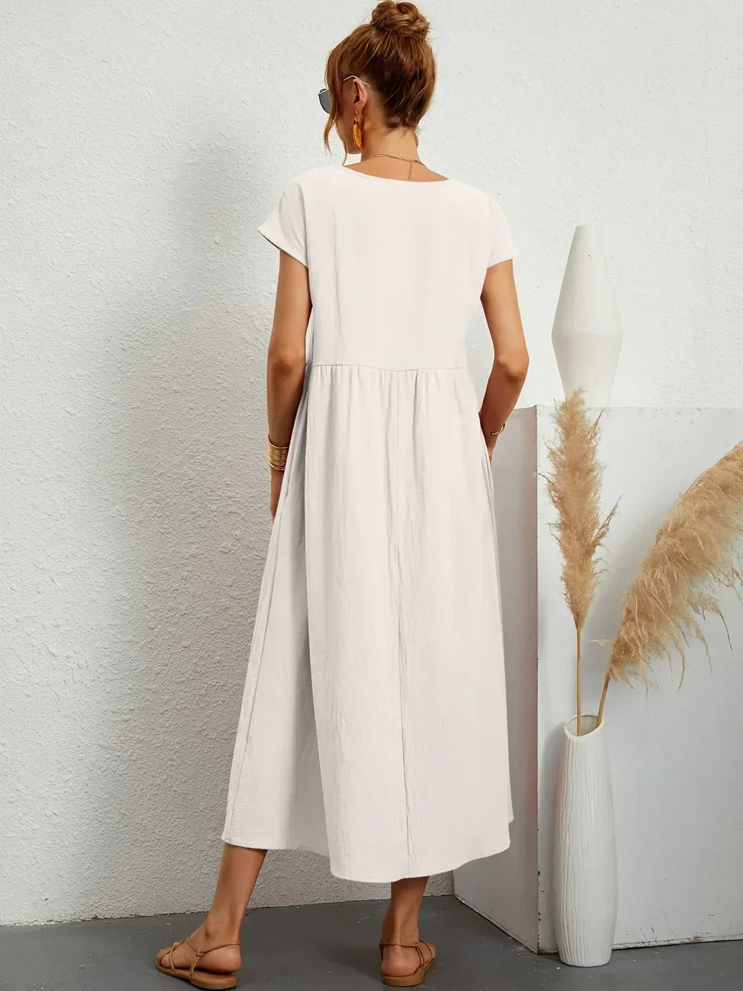 Gabriela | Timeless Flowing Midi Dress
