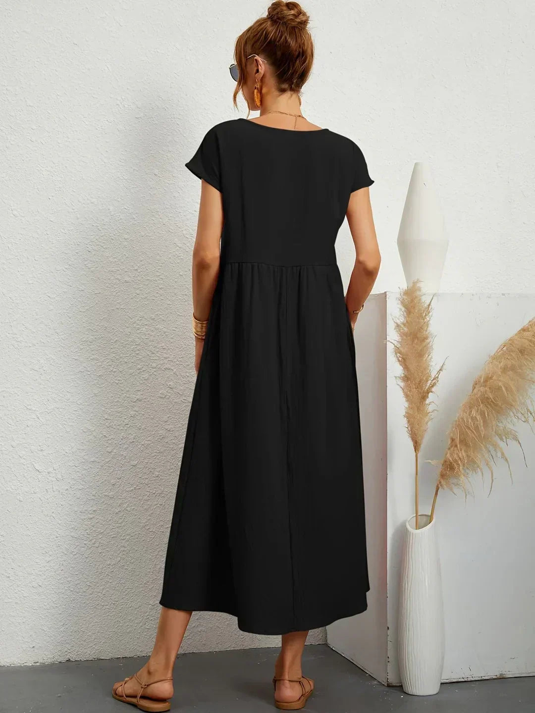Gabriela | Timeless Flowing Midi Dress