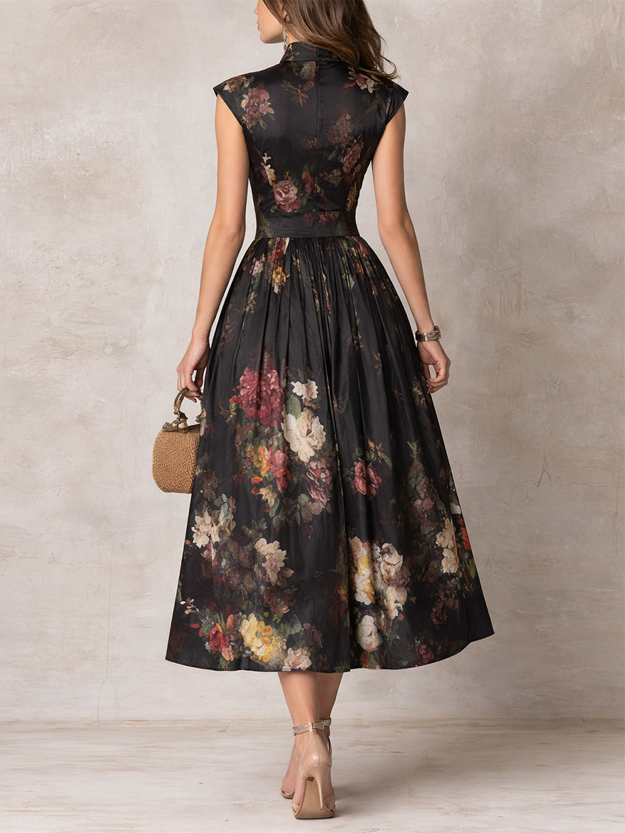 Vestido midi de satén plisado con escote en clave negro
