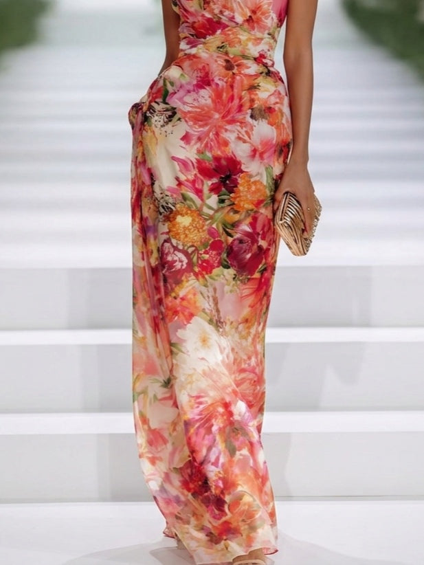 Vestido maxi de chifón rojo con escote halter