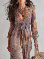 Vestido maxi de chiffón con estampado paisley y escote en V