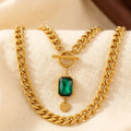 Collar de cadena de oro y esmeralda